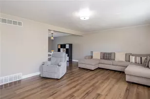 1401 Edenwood Dr, Beavercreek, OH 45434 - Photo 2