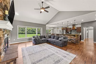 7076 Peters Road, Tipp City, OH 45371 - Photo 8