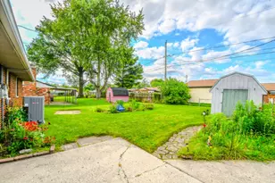 7882 Sebring Dr, Huber Heights, OH 45424 - Photo 18