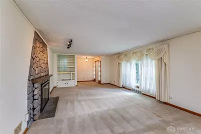 7853 Chambersburg Road, Huber Heights, OH 45424 - Photo 8