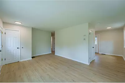 677 S Columbus Street, Xenia Twp, OH 45385 - Photo 8