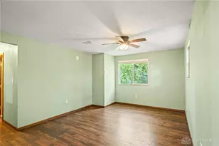 1989 N Longview St, Beavercreek, OH 45432 - Photo 14