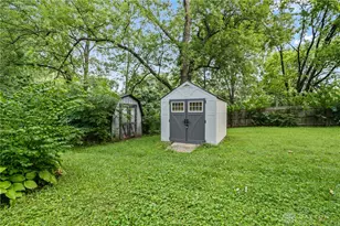 1989 N Longview St, Beavercreek, OH 45432 - Photo 40