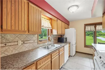 8751 Pleasant Plain Road, Brookville, OH 45309 - Photo 16