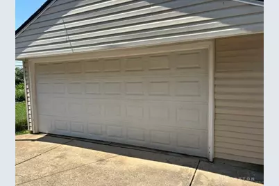 5029 Pensacola Boulevard, Moraine, OH 45439 - Photo 12