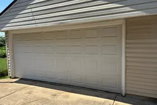 5029 Pensacola Blvd, Moraine, OH 45439 - Photo 12