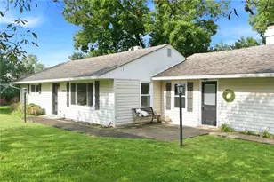 1969 Shady Ln, Beavercreek, OH 45432 - Photo 4