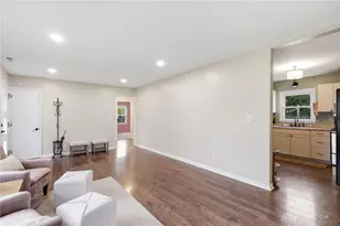 1969 Shady Ln, Beavercreek, OH 45432 - Photo 10