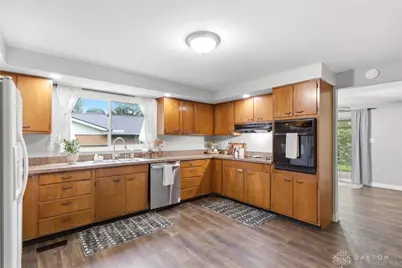 555 Adrian Court, Fairborn, OH 45324 - Photo 20