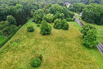 4652 Swigart Rd, Bellbrook, OH 45440 - Photo 2