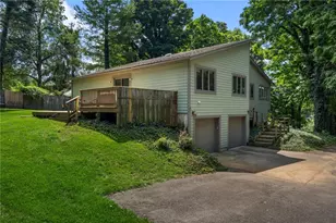 303 E Whipp Rd, Centerville, OH 45459 - Photo 6