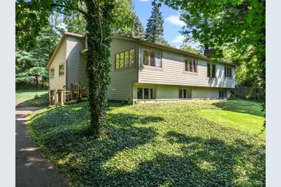 303 E Whipp Road, Centerville, OH 45459 - Photo 1