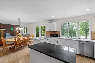 303 E Whipp Rd, Centerville, OH 45459 - Photo 12