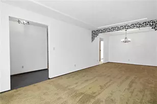 1341 S Elm St, West Carrollton, OH 45449 - Photo 8