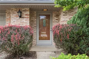 1327 Quail Bend Cir, Kettering, OH 45429 - Photo 4
