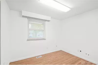 4570 Pennyston Avenue, Huber Heights, OH 45424 - Photo 16
