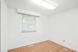 4570 Pennyston Ave, Huber Heights, OH 45424 - Photo 16