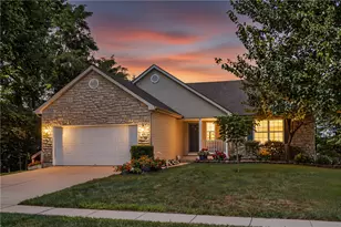 61 Lakeridge Dr, Franklin, OH 45005 - Photo 1
