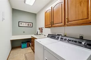 2340 Rockingham Dr, Troy, OH 45373 - Photo 60