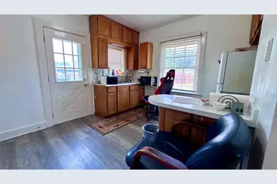 1539 Chapel Street, Dayton, OH 45404 - Photo 6