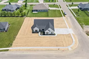 2691 Pleasant View Dr, Troy, OH 45373 - Photo 10