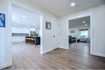7337 Brandtvista Avenue, Huber Heights, OH 45424 - Photo 4