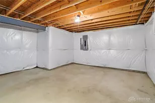 2571 Sunset Maple Dr, Tipp City, OH 45371 - Photo 34