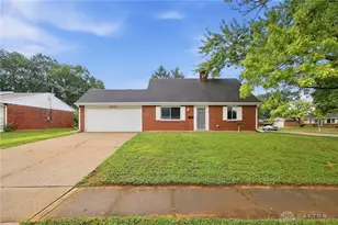 2013 Connecticut Dr, Xenia, OH 45385 - Photo 2