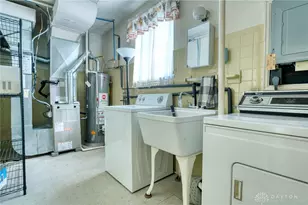 900 Devonshire Rd, Dayton, OH 45419 - Photo 26