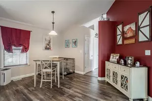165 Hampton Pl, Troy, OH 45373 - Photo 8