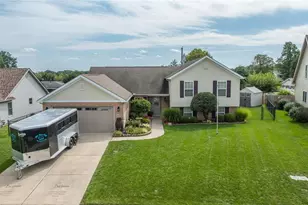 165 Hampton Pl, Troy, OH 45373 - Photo 4