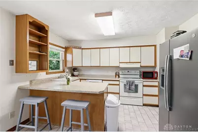 4460 E Mohave Drive, Dayton, OH 45431 - Photo 8