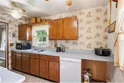 5890 Springfield Xenia Road, Springfield, OH 45502 - Photo 14