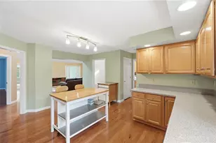 2662 Vienna Estates Dr, Miami Township, OH 45459 - Photo 14