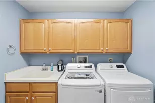 2662 Vienna Estates Dr, Miami Township, OH 45459 - Photo 22