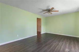 7606 Washington Park Dr, Dayton, OH 45459 - Photo 2