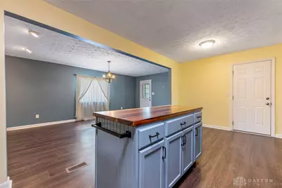 7606 Washington Park Drive, Dayton, OH 45459 - Photo 10