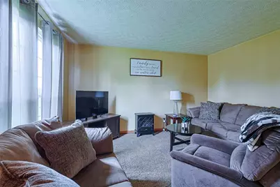 1986 Vanda Avenue, Hamilton, OH 45013 - Photo 4