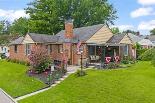702 W Market St, Troy, OH 45373 - Photo 2