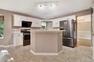 2232 Appleblossom Dr, Miamisburg, OH 45342 - Photo 6