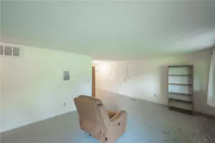 3888 Waterbury Dr, Kettering, OH 45439 - Photo 4