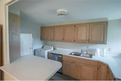 3888 Waterbury Drive, Kettering, OH 45439 - Photo 10