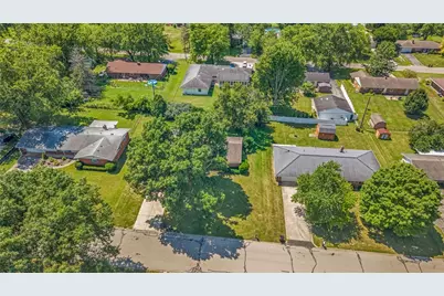 995 Oak Dale Drive, Xenia, OH 45385 - Photo 8