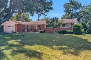 995 Oak Dale Dr, Xenia, OH 45385 - Photo 1