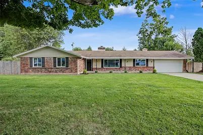 3920 Barrymore Lane, Beavercreek, OH 45440 - Photo 2