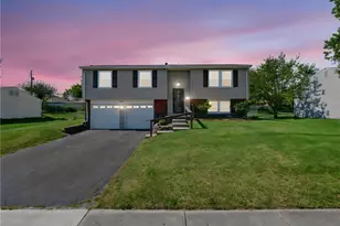 304 Westerly Hills Dr, Englewood, OH 45322 - Photo 1