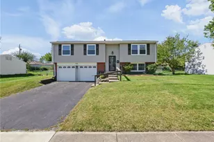 304 Westerly Hills Dr, Englewood, OH 45322 - Photo 2