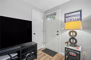 4802 Lodgeview Dr, Huber Heights, OH 45424 - Photo 6
