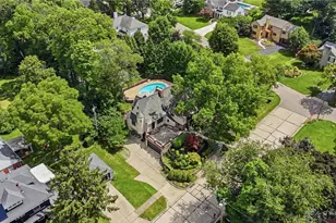 422 Glendora Ave, Oakwood, OH 45409 - Photo 2