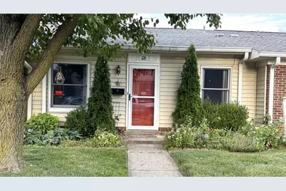 126 W Van Lake Drive, Vandalia, OH 45377 - Photo 2